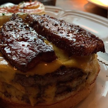 Au Cheval - Cheeseburger w/bacon & a fried egg - Bars Near Me - Chicago, Illinois Au Cheval - Cheeseburger w/bacon & a fried egg - Bars Near Me - Chicago, Illinois