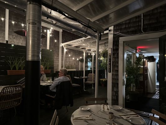 Helltown Kitchen by null