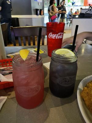Pluckers Wing Bar by null