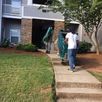 We Are Family Movers - Very careful on steps. - Movers Near Me - Jonesboro, Georgia We Are Family Movers - Very careful on steps. - Movers Near Me - Jonesboro, Georgia
