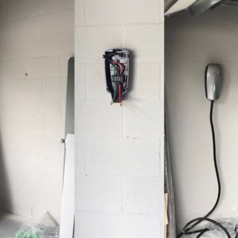 Budget Friendly Electric - Electric Vehicle Charging station installation - Electricians Near Me Budget Friendly Electric - Electric Vehicle Charging station installation - Electricians Near Me