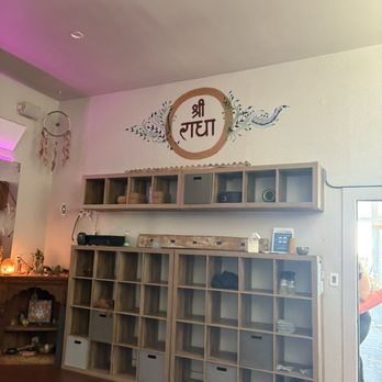 Veda Yoga Center - Yoga Near Me - Culver City, California Veda Yoga Center - Yoga Near Me - Culver City, California