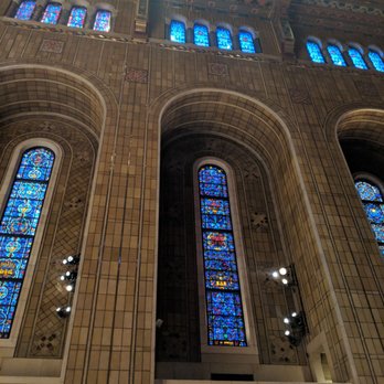 Temple Emanu-El - Synagogues Near Me - New York, New York