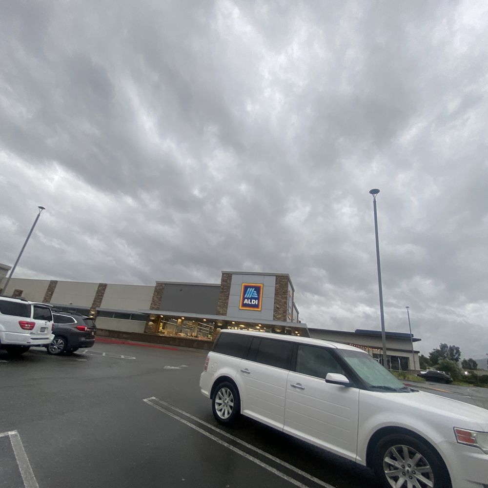 Aldis on Main in Corona
