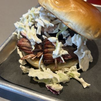 3Mix BBQ - Pulled pork sandwich - Barbeque Near Me - Ellisville, Missouri