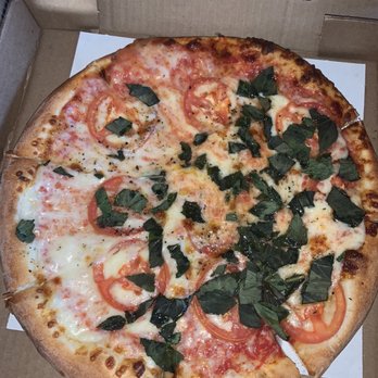 A's Pizza - "Margarita Pizza" LOL (Scam) - Pizza Near Me - Canyon Lake, California
