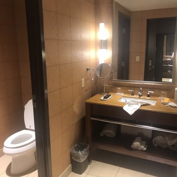 Wind Creek - Bathroom - Hotels Near Me - Atmore, Alabama Wind Creek - Bathroom - Hotels Near Me - Atmore, Alabama