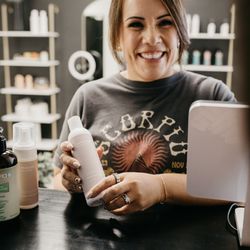 Bronze & Beauty - Ceci, Owner of Everything Beauty
