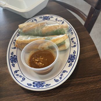 Superior Pho - 1V. U H CuN Tofu Summer Rolls - Vietnamese Near Me - Cleveland, Ohio Superior Pho - 1V. U H CuN Tofu Summer Rolls - Vietnamese Near Me - Cleveland, Ohio