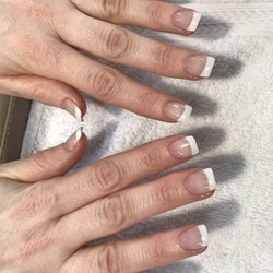 Suzi Q Nail Salon