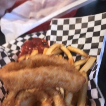 Cool Cat Cafe - Frings - Burgers Near Me - Kihei, Hawaii