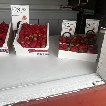 Nicolson's Strawberries - The best strawberries!!! Support local - Fruits & Veggies Near Me - Rancho Cucamonga, California