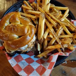 Five Branches Smokehous - FBS Jr burger