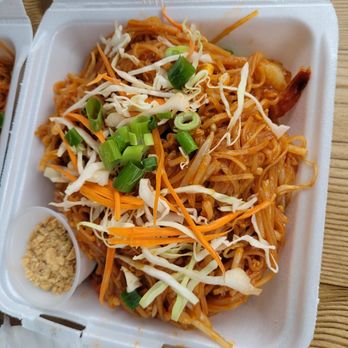 Thai Food Express One - Shrimp pad thai - Thai Near Me - Kaneohe, Hawaii Thai Food Express One - Shrimp pad thai - Thai Near Me - Kaneohe, Hawaii