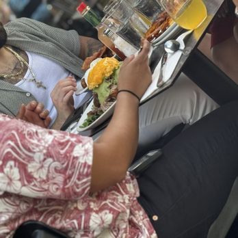 Over Easy - Breakfast & Brunch Near Me - Kailua, Hawaii Over Easy - Breakfast & Brunch Near Me - Kailua, Hawaii