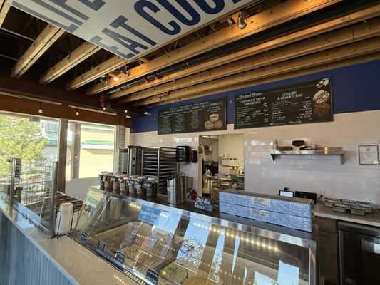 The Baked Bear by null