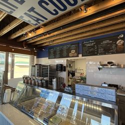 The Baked Bear - Inside