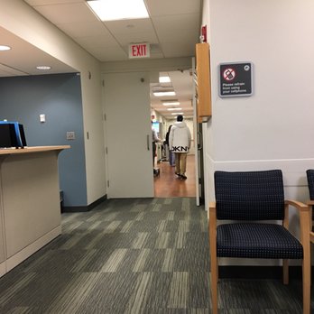 Mass Eye and Ear - Main Campus - Waiting area neuro-otology - Ear Nose & Throat Near Me - Boston, Massachusetts