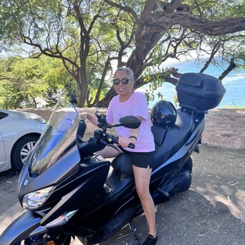 Hawaiian Style Rentals - Sight seeing at its best - Scooter Rentals Near Me - Honolulu, Hawaii