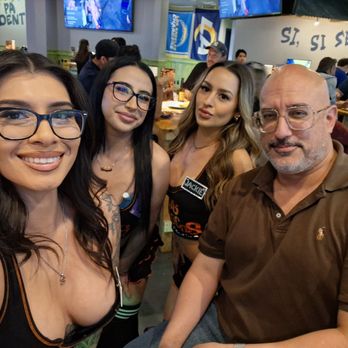 Ojos Locos - My fav bartenders. Gives me the fastest service and Coldest beer. Come see Sami , linzzie , Jackie & Yuli - Sports Bars Near Me - Chino, California