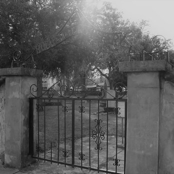 Huguenot Cemetery - Funeral Services & Cemeteries Near Me - St Augustine, Florida