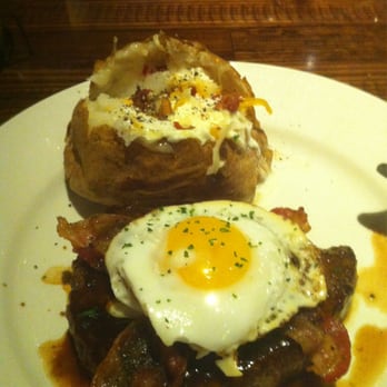 LongHorn Steakhouse - Rancher's Sirloin. Topped with bacon & sunny side up egg. Very good. - Steakhouses Near Me - Spring, Texas
