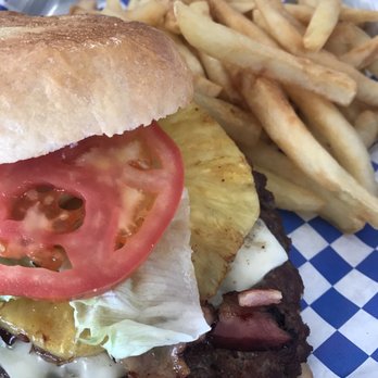 Davila's BBQ - Hawaiian burger!!! - Barbeque Near Me - Seguin, Texas
