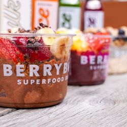 BerryBox Superfood Bar - acai bowls