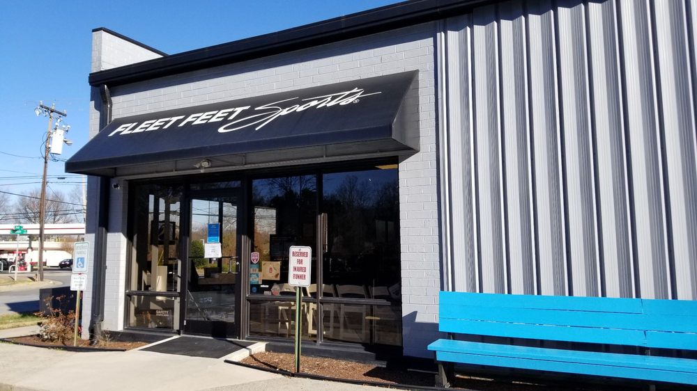 FLEET FEET Updated September 2024 16 Photos & 47 Reviews 3731