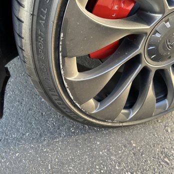 Monaco Wheel Restoration - Scuffed tire - Wheel & Rim Repair Near Me