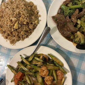 Raymond's Chinese Cuisine - 2. Beef with Broccoli 2. Plain Fried Rice - Chinese Near Me - Pacifica, California Raymond's Chinese Cuisine - 2. Beef with Broccoli 2. Plain Fried Rice - Chinese Near Me - Pacifica, California
