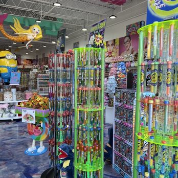 Sugar Planet - Inside - Candy Stores Near Me - Orlando, Florida