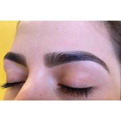 J’ae Beauty - Brow wax and tint.