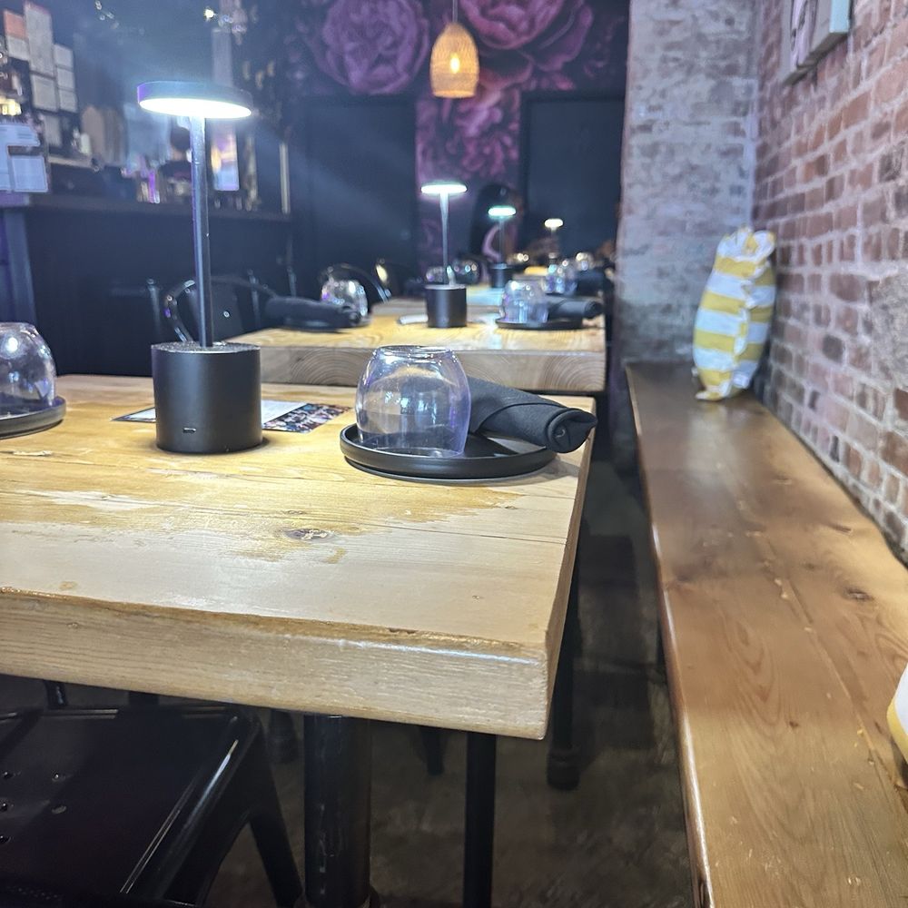Frida - Sitting area - Tacos Near Me - Brooklyn, New York