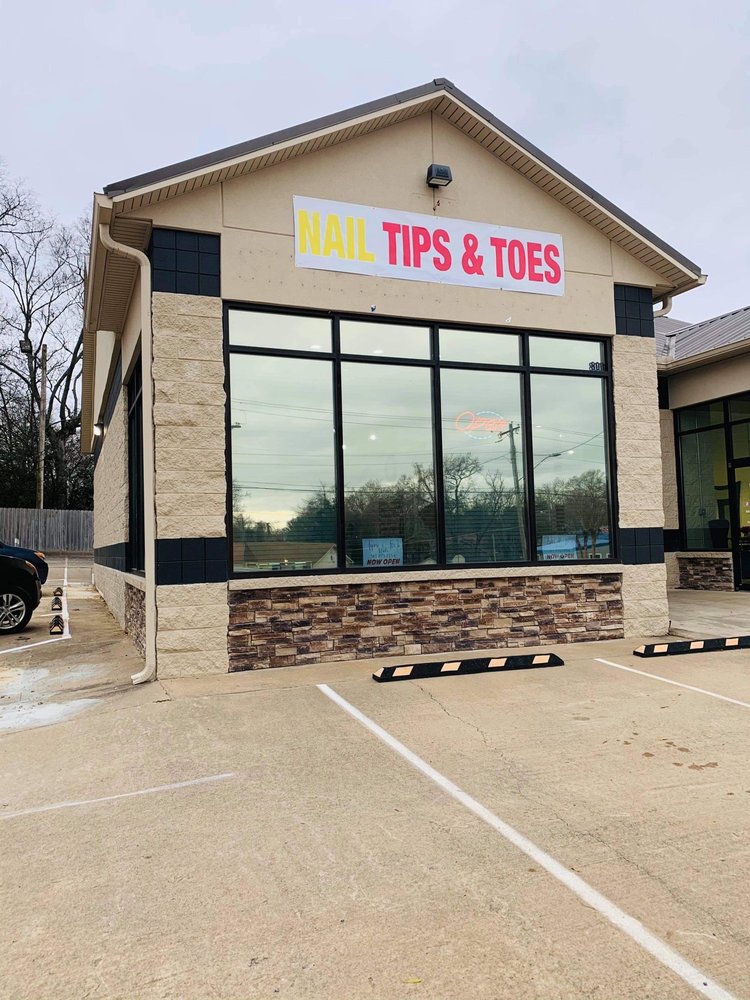 TIPS & TOES NAILS Updated September 2024 14 Photos 800 Military
