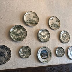 Donald's Servateria - Wall decor