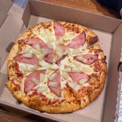 Pizza Werx - Hawaiian pizza