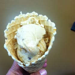 Maries Ice Cream Shoppe - Caramel collision