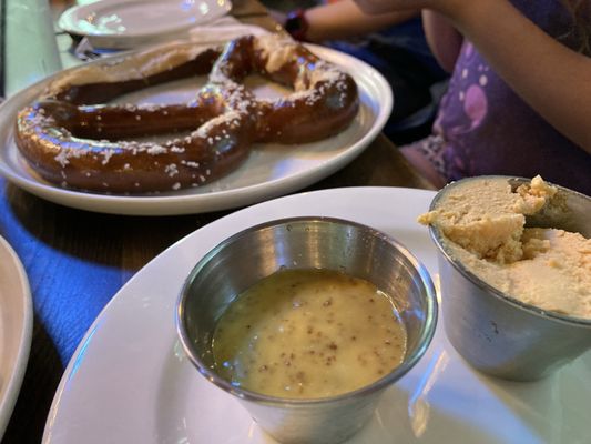 Gillis Family Tavern by null