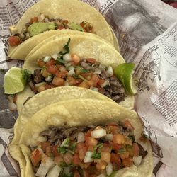 El Taco Azteca - Carne Asada Tacos with Pico