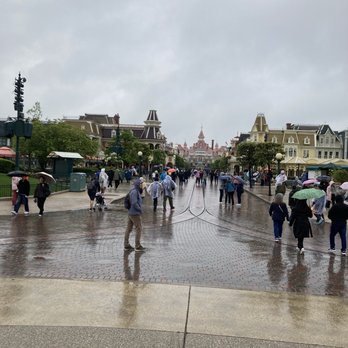 Disneyland Paris - Amusement Parks Near Me Disneyland Paris - Amusement Parks Near Me