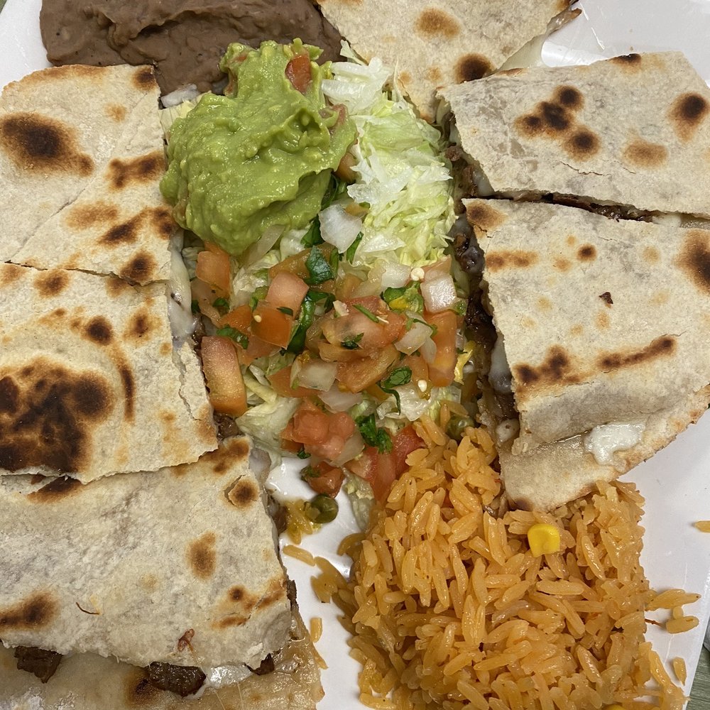 Cilantro Mexican Grill - Quesadilla Plate with Beef - Mexican Near Me - Bryan, Texas Cilantro Mexican Grill - Quesadilla Plate with Beef - Mexican Near Me - Bryan, Texas