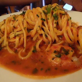 Saranello's - Shrimp Diablo Linguini - Italian Near Me - Wheeling, Illinois