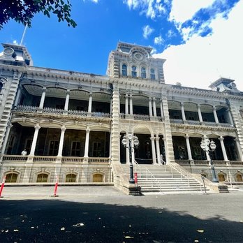 Iolani Palace - Museums Near Me - Honolulu, Hawaii