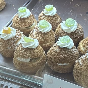 Adore x Black Ball - Patisserie/Cake Shop Near Me - Thornhill, Ontario Adore x Black Ball - Patisserie/Cake Shop Near Me - Thornhill, Ontario