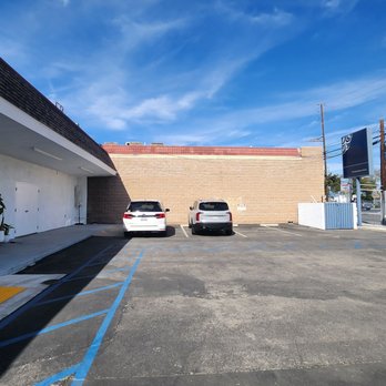 Kayla's Cake - The many parking spaces - Desserts Near Me - Fullerton, California Kayla's Cake - The many parking spaces - Desserts Near Me - Fullerton, California