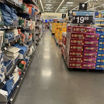 Walmart Supercenter - Department Stores Near Me - Victorville, California