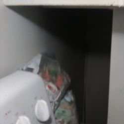 Highlander Termite and Pest Control - The back of fridge to wall