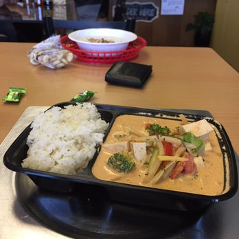 Sassy Express - Red curry with tofu - under $10 and really good! Flavorful and lots of veggies. Not too sweet like some places. - Thai Near Me - Tillamook, Oregon