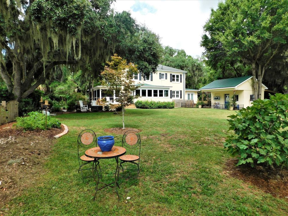 CHARLES STREET REALTY Request Information 906 Charles St, Beaufort